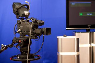kameres studio tv
